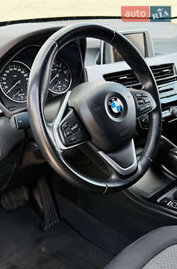 Внедорожник / Кроссовер BMW X1 2015 в 