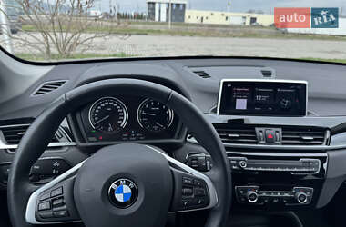 Внедорожник / Кроссовер BMW X1 2022 в 