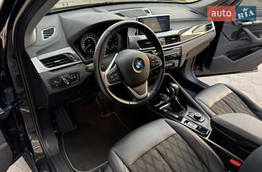 Внедорожник / Кроссовер BMW X1 2019 в 