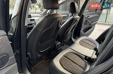 Внедорожник / Кроссовер BMW X1 2019 в 