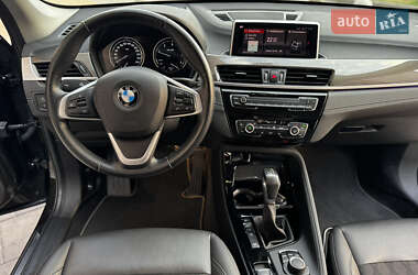 Внедорожник / Кроссовер BMW X1 2019 в 