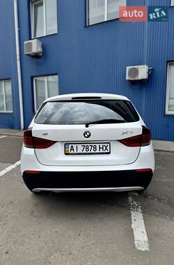 Внедорожник / Кроссовер BMW X1 2012 в 