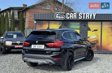 Позашляховик / Кросовер BMW X1 2018 в 