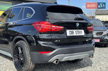 Позашляховик / Кросовер BMW X1 2018 в 