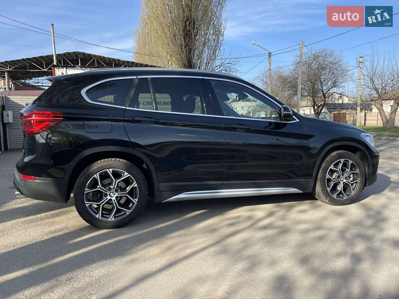 Позашляховик / Кросовер BMW X1 2021 в Харкові