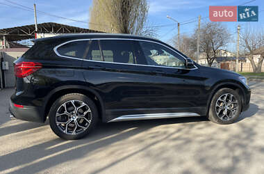 Внедорожник / Кроссовер BMW X1 2021 в 