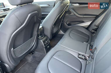 Внедорожник / Кроссовер BMW X1 2021 в 