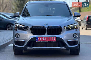 Внедорожник / Кроссовер BMW X1 2016 в 