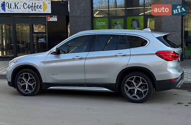 Внедорожник / Кроссовер BMW X1 2016 в 