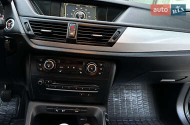 Внедорожник / Кроссовер BMW X1 2012 в 