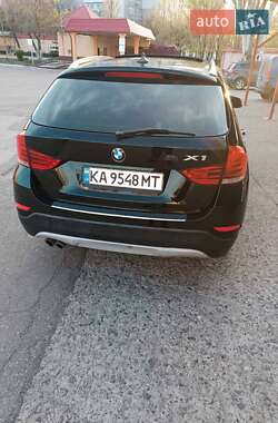 Внедорожник / Кроссовер BMW X1 2014 в 