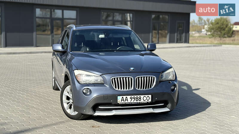 Внедорожник / Кроссовер BMW X1 2010 в 