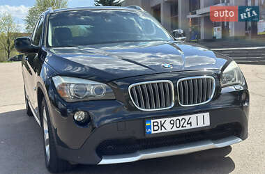 Позашляховик / Кросовер BMW X1 2009 в 