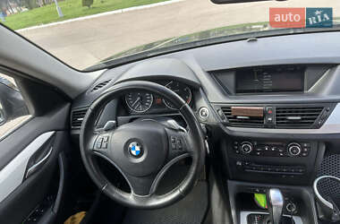 Позашляховик / Кросовер BMW X1 2009 в 