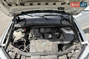 Позашляховик / Кросовер BMW X1 2011 в 