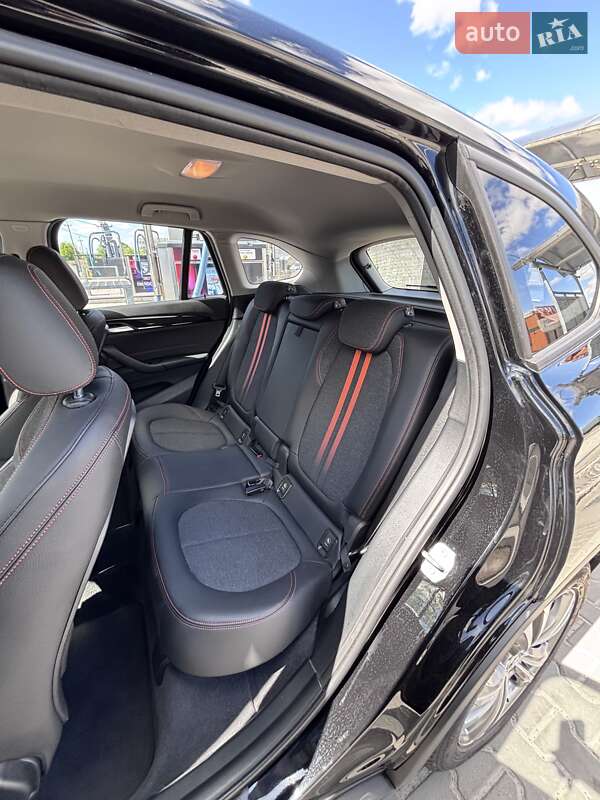 Внедорожник / Кроссовер BMW X1 2019 в Киеве