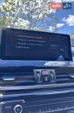 Позашляховик / Кросовер BMW X1 2019 в 