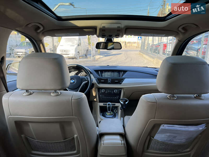 Позашляховик / Кросовер BMW X1 2013 в Чернівцях