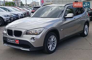Внедорожник / Кроссовер BMW X1 2010 в Харькове