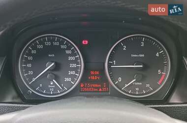 Позашляховик / Кросовер BMW X1 2010 в 