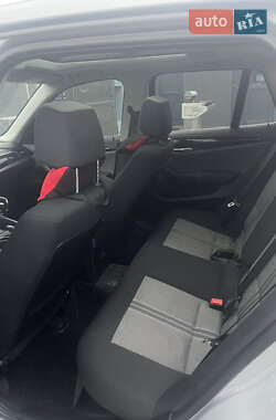 Внедорожник / Кроссовер BMW X1 2011 в 