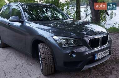 Позашляховик / Кросовер BMW X1 2013 в 