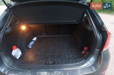 Позашляховик / Кросовер BMW X1 2013 в 