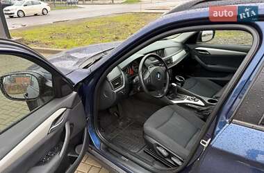 Внедорожник / Кроссовер BMW X1 2011 в 
