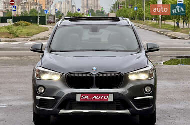 Внедорожник / Кроссовер BMW X1 2015 в 