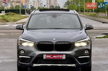 Внедорожник / Кроссовер BMW X1 2015 в 