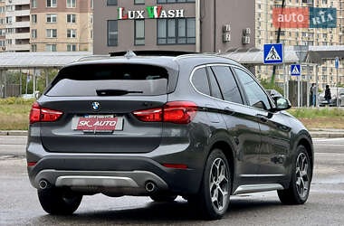 Внедорожник / Кроссовер BMW X1 2015 в 