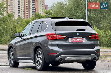 Внедорожник / Кроссовер BMW X1 2015 в 