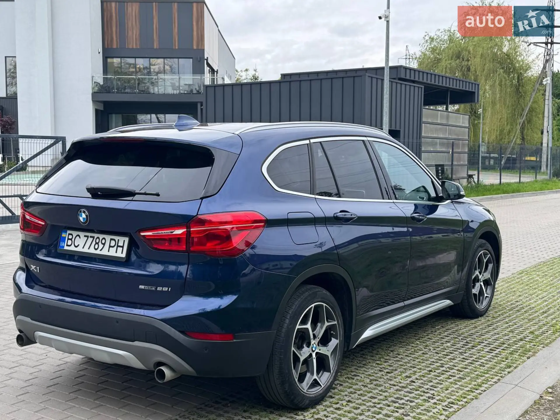 2019 BMW X1 - мініатюра 3
