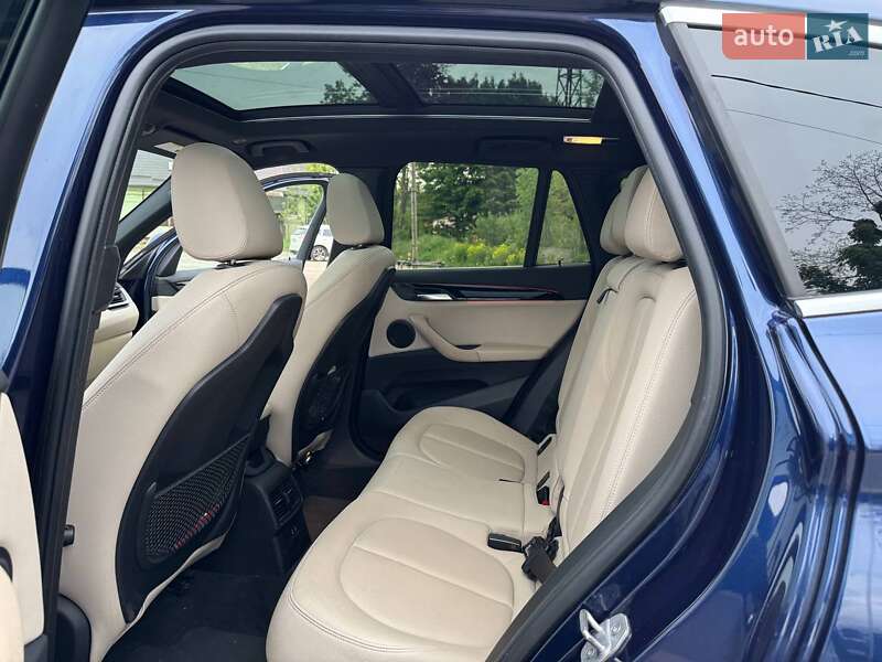 Позашляховик / Кросовер BMW X1 2019 в Львові