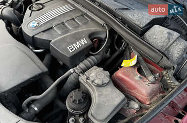 Позашляховик / Кросовер BMW X1 2010 в 