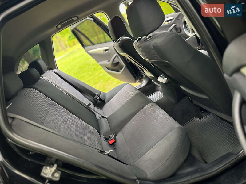 Позашляховик / Кросовер BMW X1 2012 в Хмельницькому