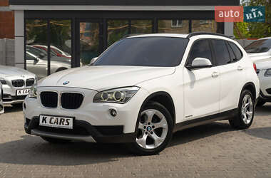 Позашляховик / Кросовер BMW X1 2013 в 