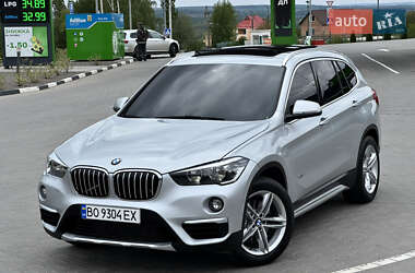 Внедорожник / Кроссовер BMW X1 2015 в 