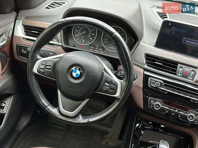 Внедорожник / Кроссовер BMW X1 2015 в Одессе