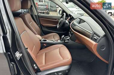Внедорожник / Кроссовер BMW X1 2014 в 