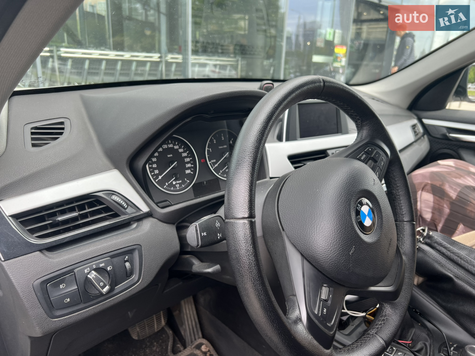2018 BMW X1 - мініатюра 36