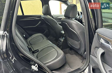 Внедорожник / Кроссовер BMW X1 2018 в 