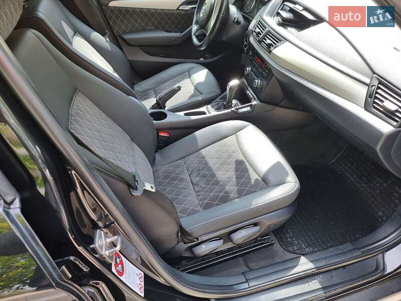 Внедорожник / Кроссовер BMW X1 2010 в Черноморске фото 11 Внедорожник / Кроссовер BMW X1 2010 в Черноморске