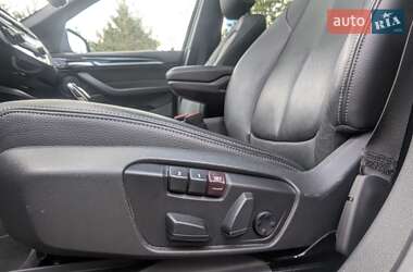 Позашляховик / Кросовер BMW X1 2019 в 