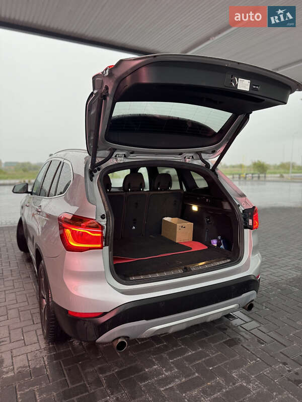 Внедорожник / Кроссовер BMW X1 2018 в Львове