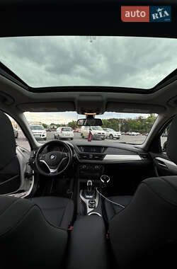 Внедорожник / Кроссовер BMW X1 2013 в 
