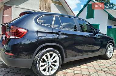 Внедорожник / Кроссовер BMW X1 2013 в 