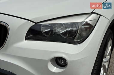 Позашляховик / Кросовер BMW X1 2012 в 