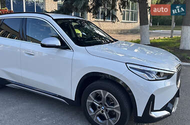 Внедорожник / Кроссовер BMW X1 2023 в 