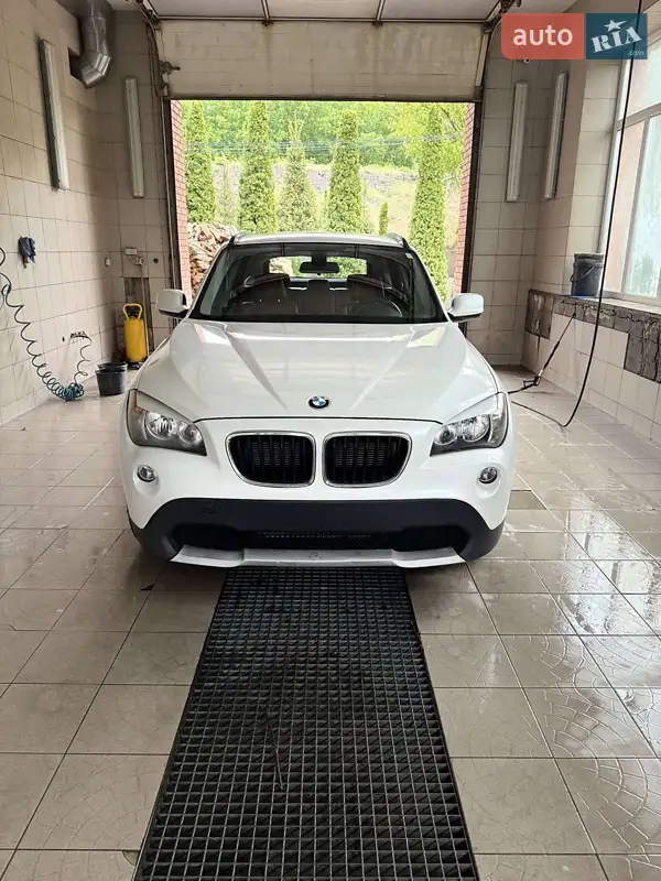 BMW X1 2012